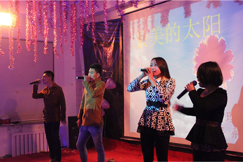 东北科技职业技术学校举办以“光棍节”为主题的校园活动
