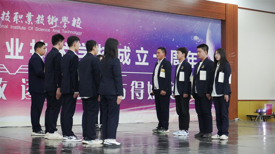 “送你一朵小红花”班 级 大 PK
