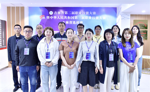  技压群芳摘季军，匠心筑梦绽芳华——东北科技职业技术学校焦卉馨老师斩获全 
